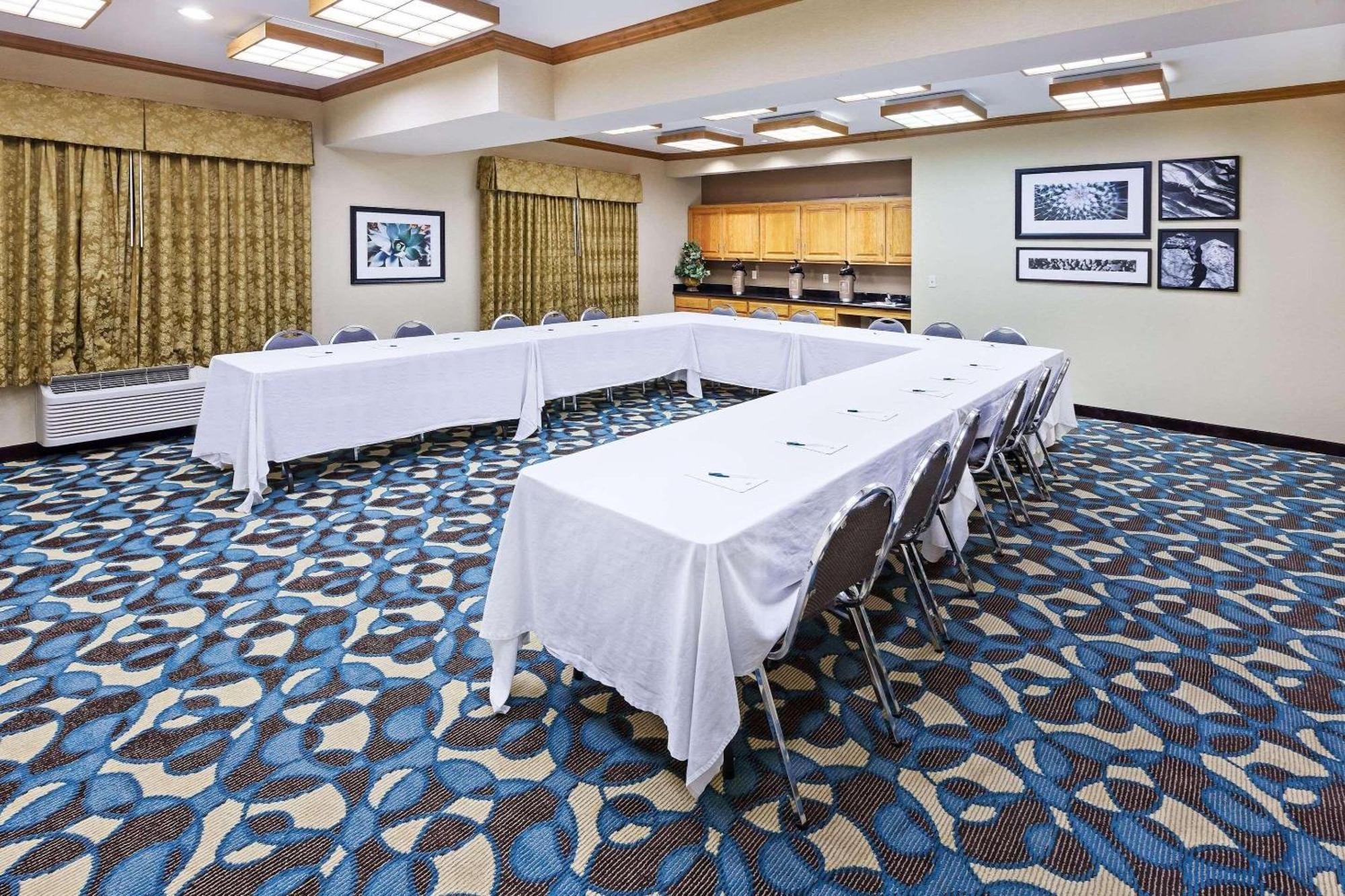Country Inn & Suites By Radisson, Lubbock, Tx Exteriör bild